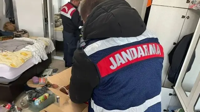 احتجاز مؤسسي منصة بيعت بيانات 101 مليون شخص