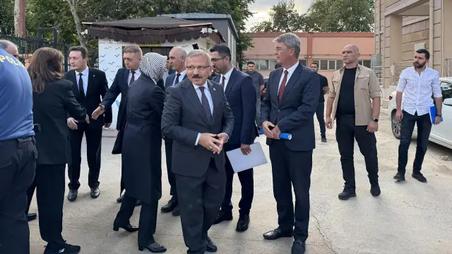 لجنة البرلمان زارت المدرسة التي شهدت الهجوم في تورغوتلو