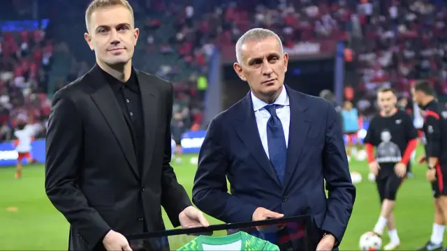 Milli takım kariyerini noktalayan kaleci Mert Günok'a veda | STAR