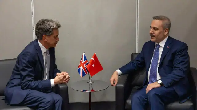 Foreign Minister Fidan met with British counterpart Miliband