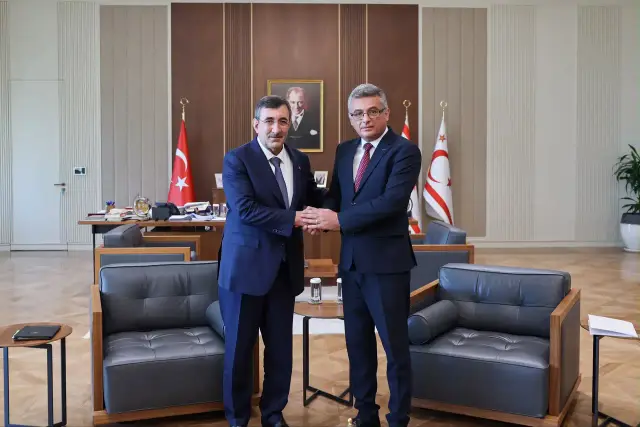 Erhürman receives Vice President Cevdet Yılmaz