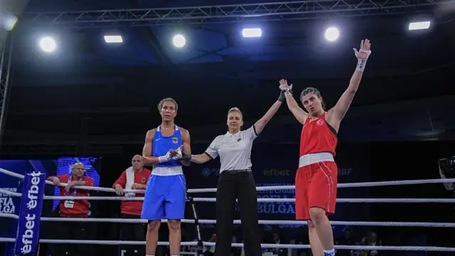 Четыре турецкие боксерши вышли в финал чемпионата Европы