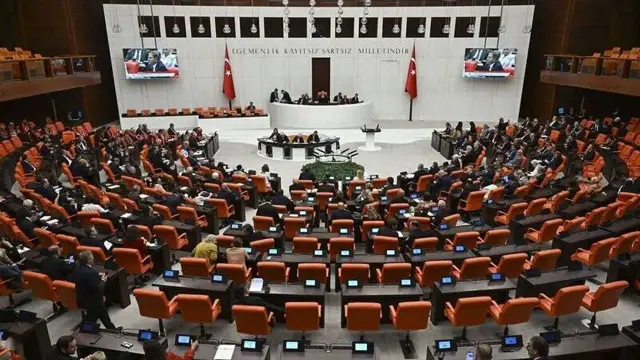 تقرير نشاط البرلمان التركي: الرد على 914 من 14,878 سؤالا كتابيا في موعدها