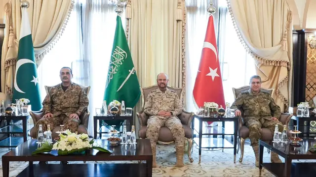 كورتولموش: اتفاق دفاع الدول الثلاث قد يعرض على البرلمان الشهر المقبل