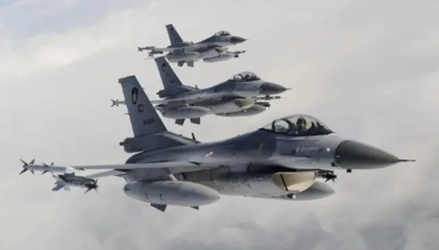 الناتو يطلق الإنذار، وطائرات F-16 التركية تقلع لاعتراض طائرات روسية