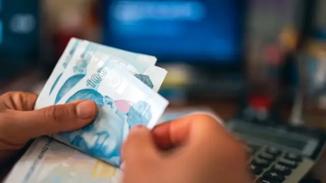 مقترحات التقاعد التدريجي لم تُقر في سجلات البرلمان التركي