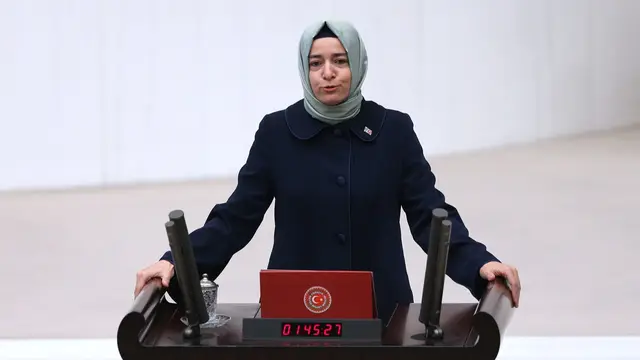 قبول استقالة فاطمة بتول سايان كايا من مهامها الحزبية