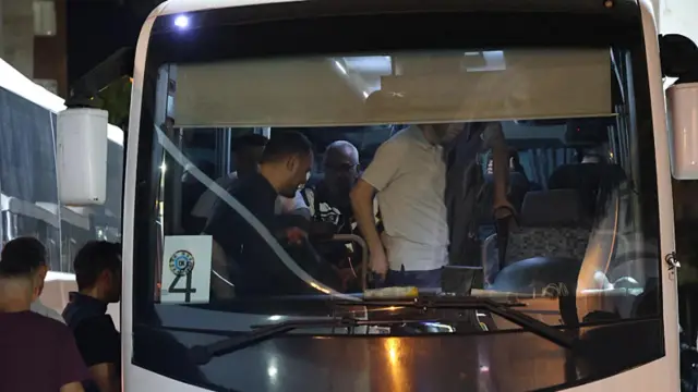 29 detained in investigation into Seferihisar Municipality