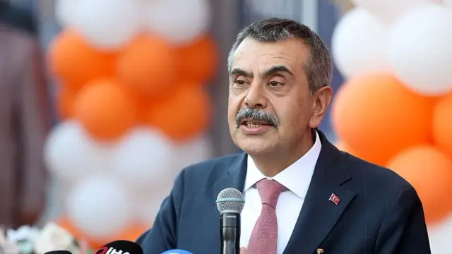 Okullarda ara tatil kalkıyor mu? Bakan Tekin açıkladı