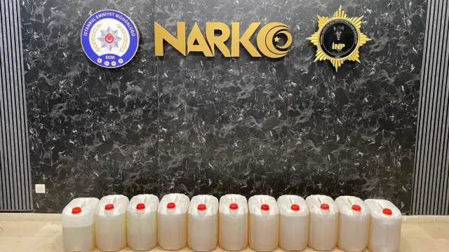 224 kilos of liquid methamphetamine seized from truck fuel tank in Istanbul