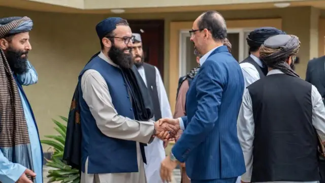 رئيس الاستخبارات كالين التقى بمسؤولين كبار في أفغانستان